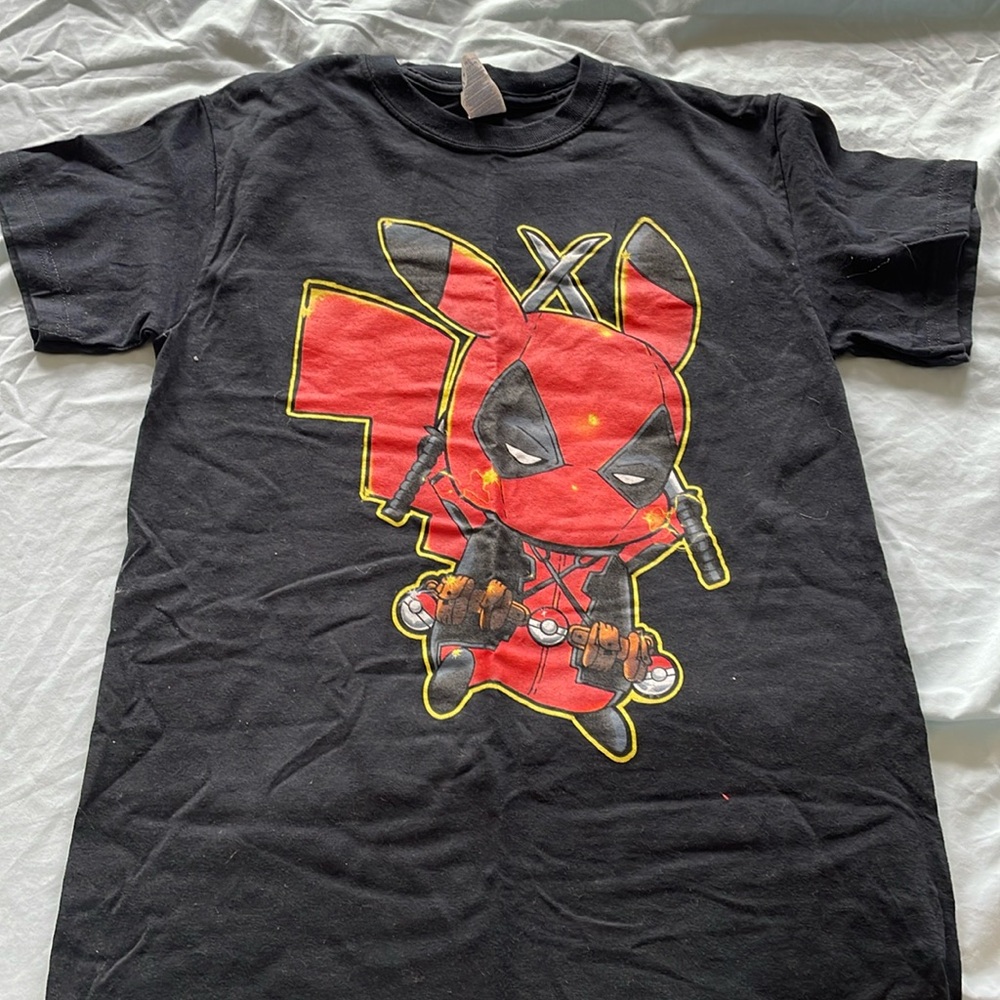 Relisted - Deadpool Pikachu shirt